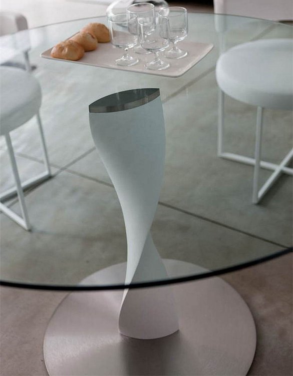 Обеденный стол Spin фабрики Porada Фото N3