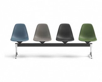 Стулья для аэропорта Eames Plastic Side Chair фабрики Vitra