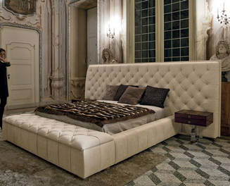 Кровать Napoleon фабрики Longhi