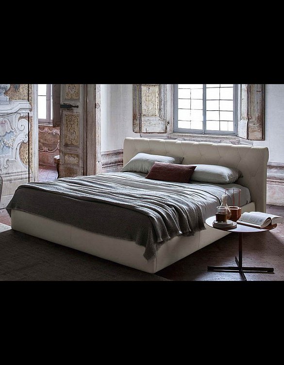 Кровать Bluemoon фабрики Poltrona Frau Фото N2