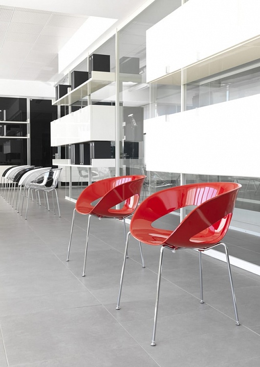 Офисный стул Krizia штабелируемый стул из поликарбоната, фабрика  Kastel Фото N2