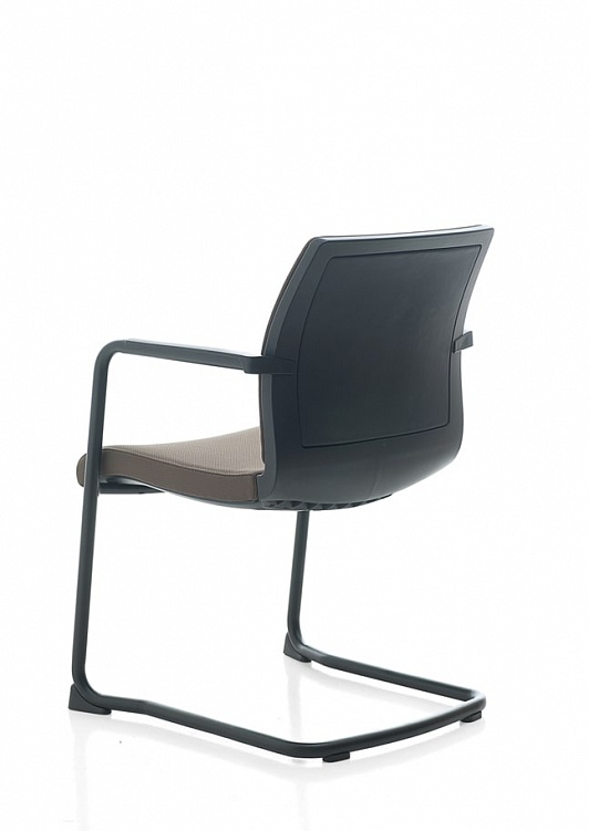 Офисное кресло с мягкой спинкой Karma, фабрика Kastel  Фото N2