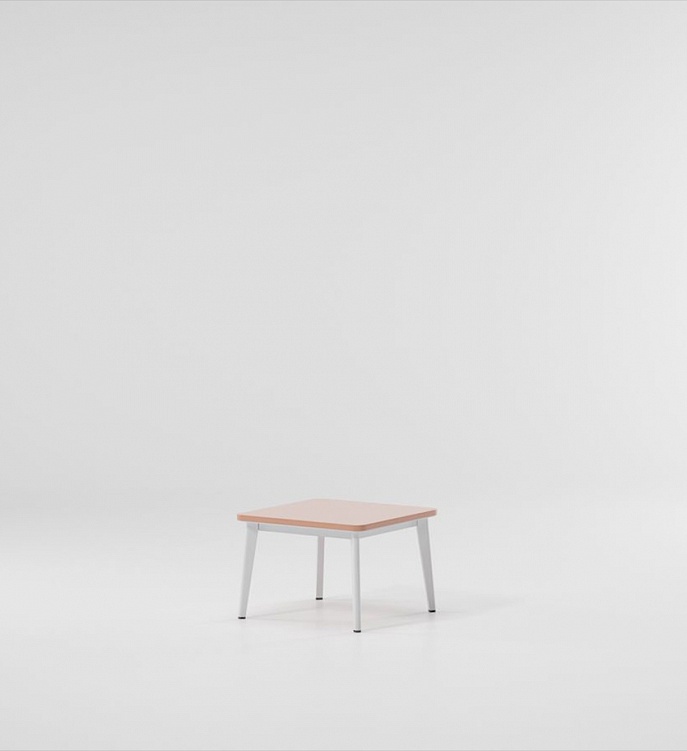 Приставной столик Triconfort Riba фабрики Kettal Фото N4