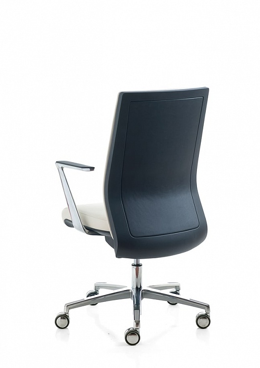 Офисное кресло с мягкой спинкой Karma, фабрика Kastel  Фото N3