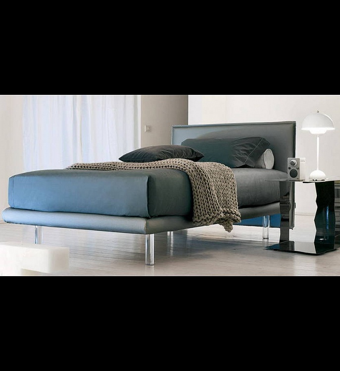 Односпальная кровать Billo фабрики Bonaldo Фото N2