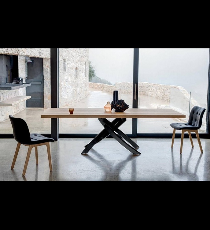 Обеденный стол Artistico фабрики Bontempi Casa
