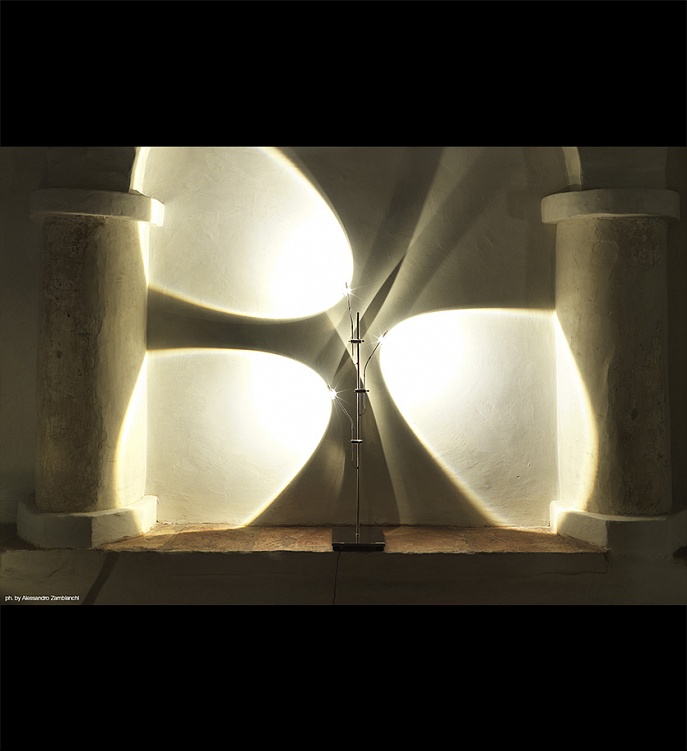 Настольный светильник Wa Wa T фабрики Catellani & Smith Фото N2