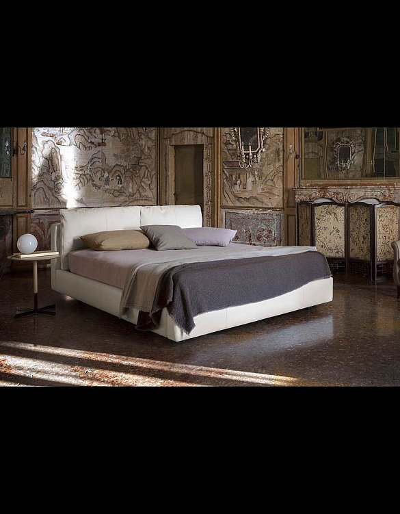 Кровать Massimosistema Bed фабрики Poltrona Frau Фото N2