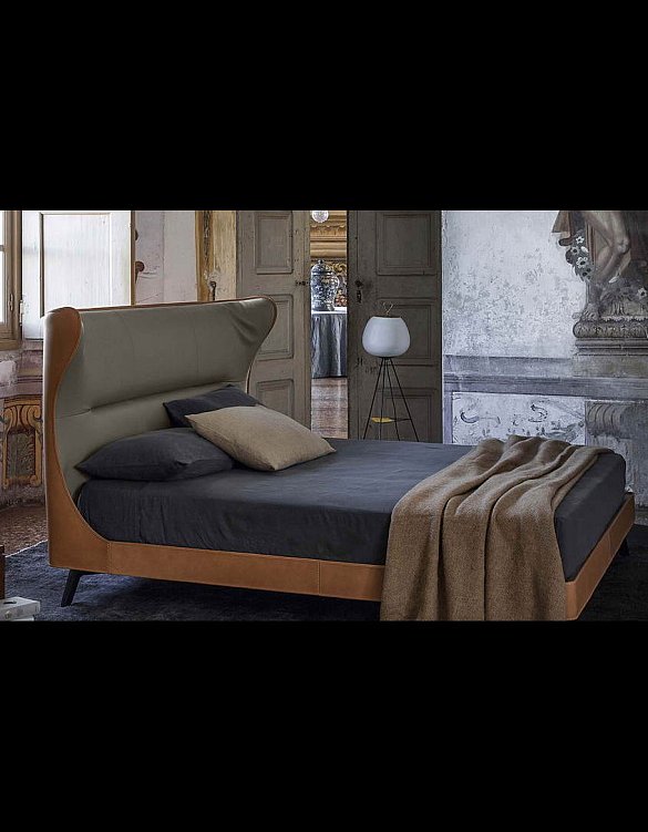 Кровать Mamy Blue Bed фабрики Poltrona Frau Фото N2